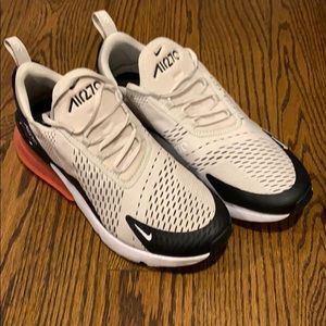 Nike Air Max 270